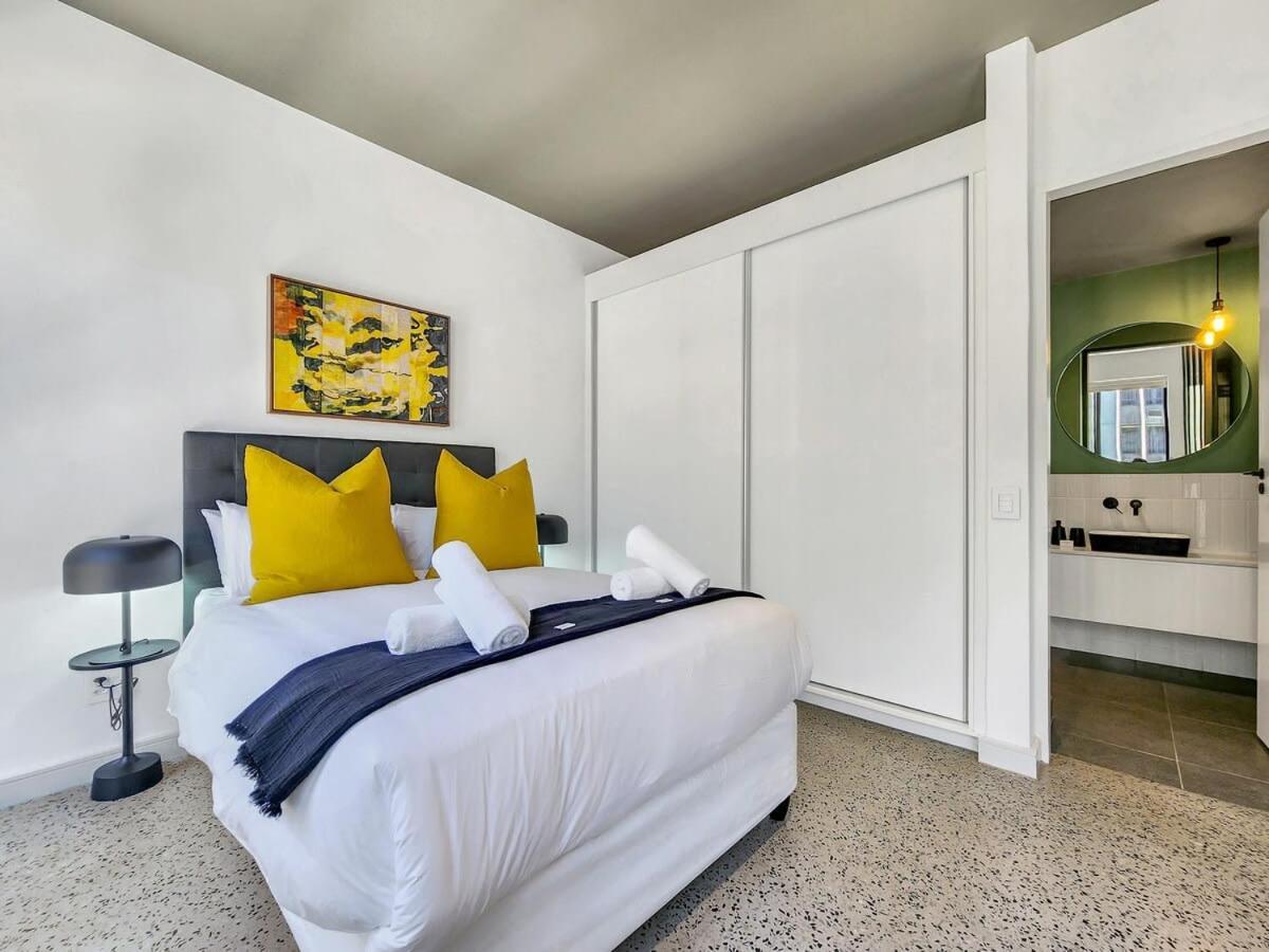 Sunny, 3rd Floor, Spacious, Fast Wifi-pool *