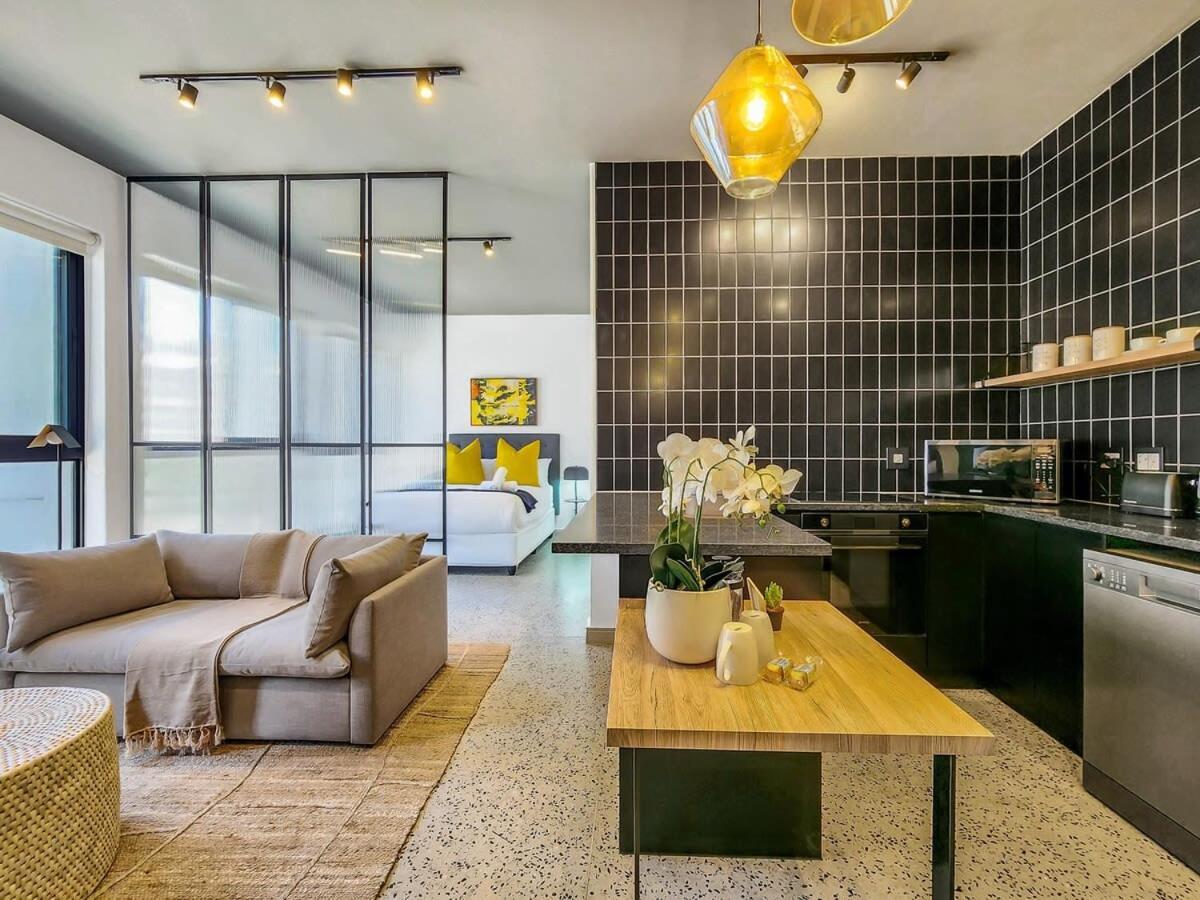 Apartment Sunny, 3rd Floor, Spacious, Fast Wifi-pool *